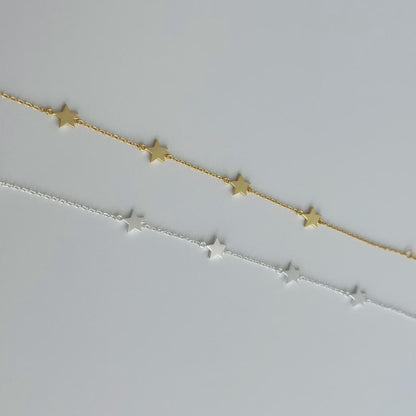 Gold star bracelet