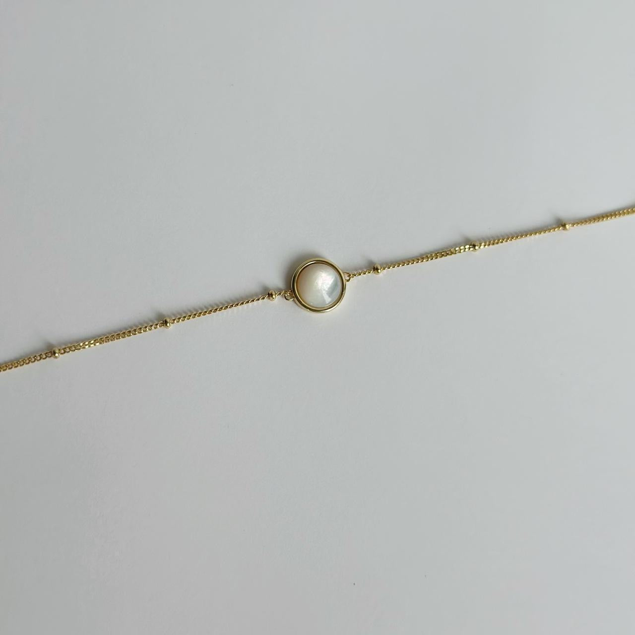 Gold moonstone bracelet