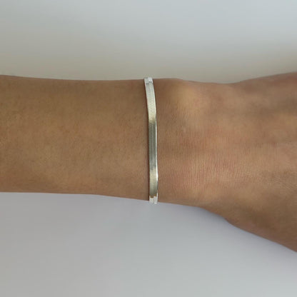 Silver herringbone bracelet