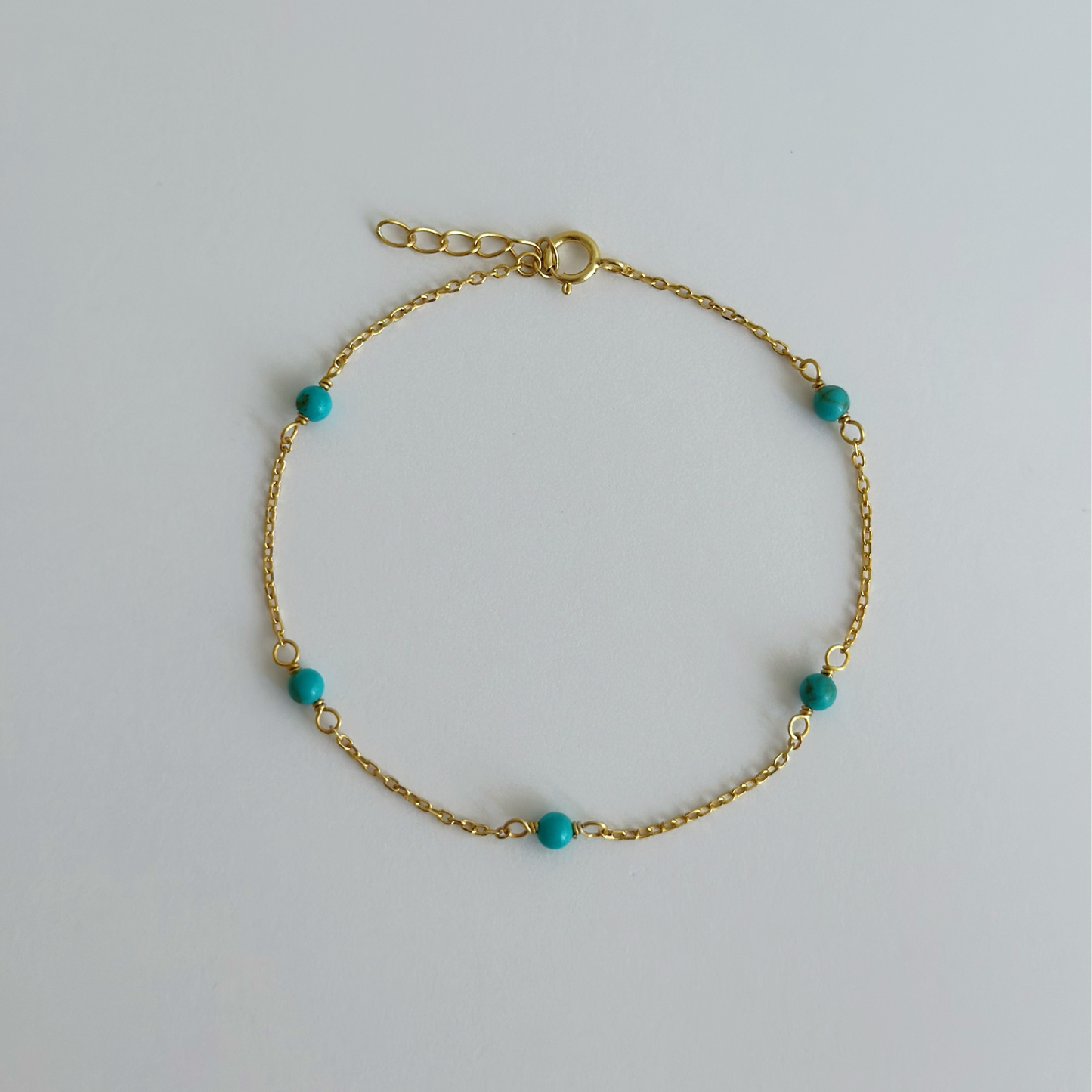 Gold turquoise bead bracelet