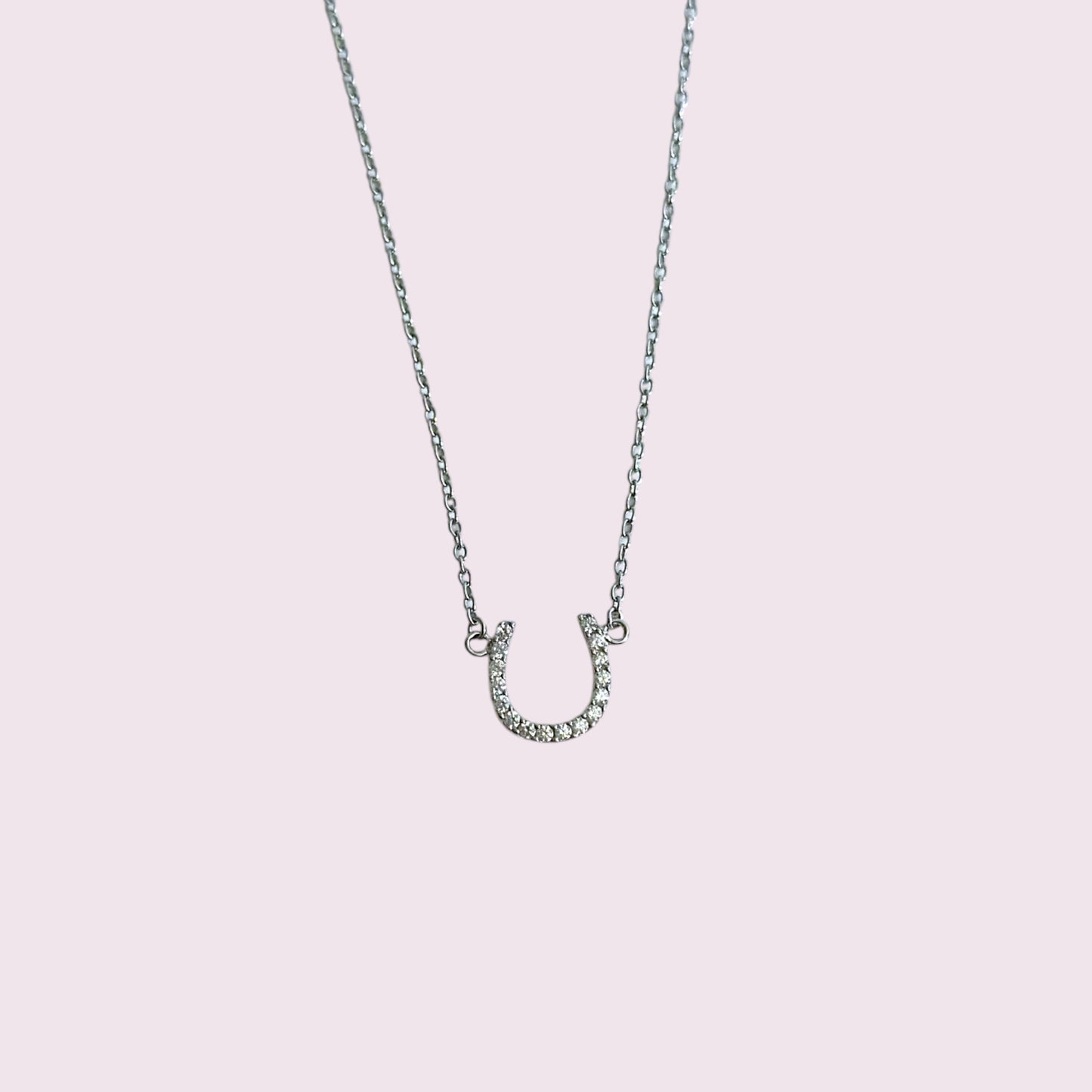 Silver horse shoe necklace