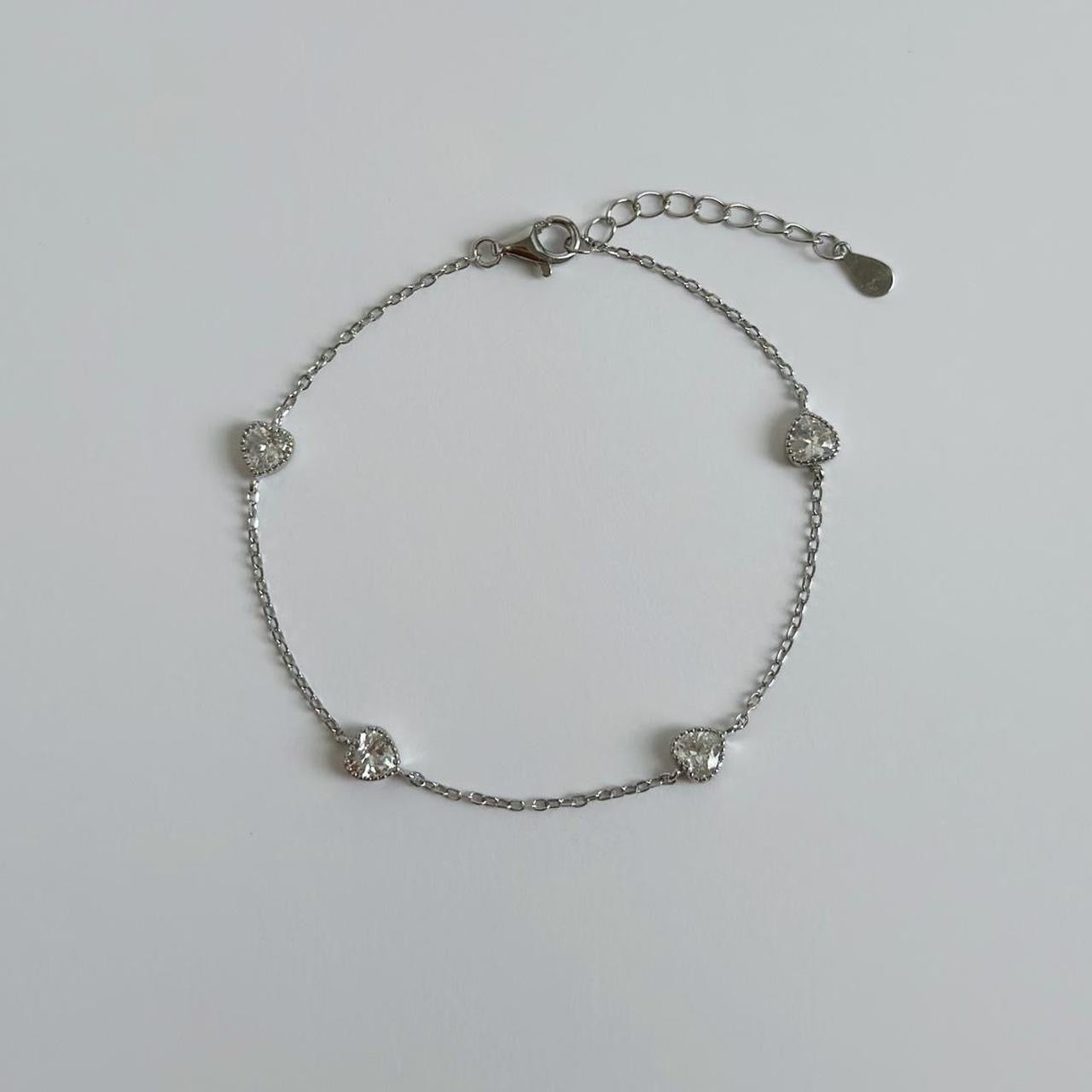 Silver dainty gem heart bracelet