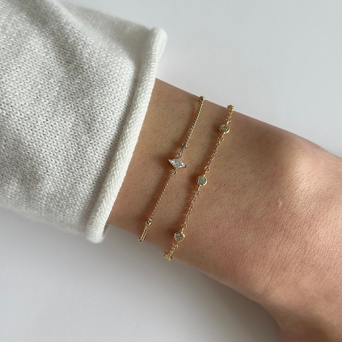 Gold diamond gem bracelet